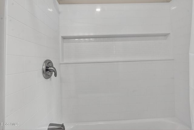 203 Woodscape Drive, Guilderland, NY 12203