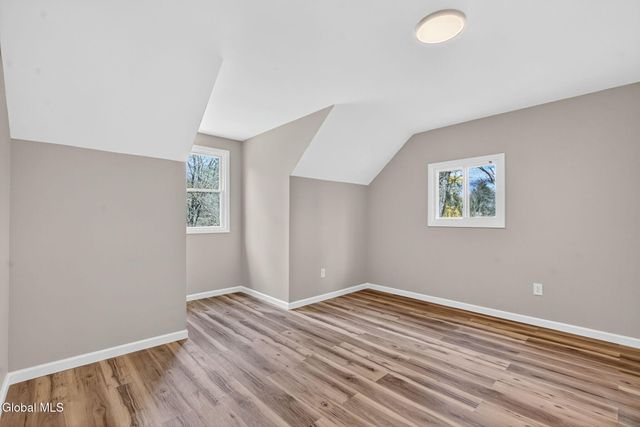 203 Woodscape Drive, Guilderland, NY 12203