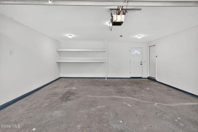 203 Woodscape Drive, Guilderland, NY 12203