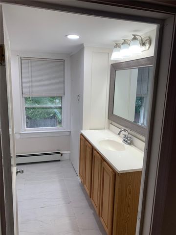 400 Newport Ave Street, Pawtucket, RI 02861