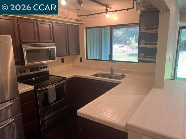 373 Grapevine Place, Pleasant Hill, CA 94523