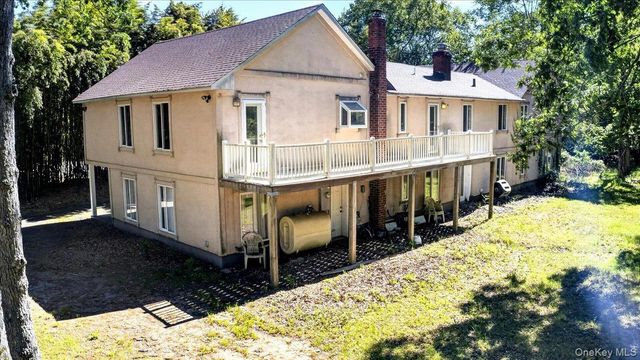 52 Victory Avenue, Shirley, NY 11967