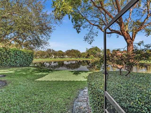 3530 NW 87th Ave, Cooper City, FL 33024