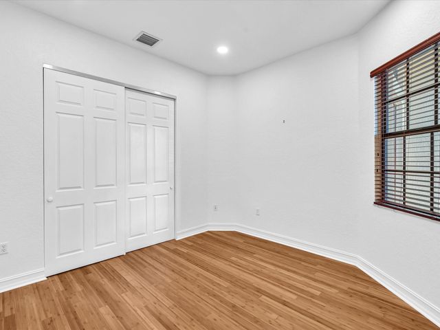 3530 NW 87th Ave, Cooper City, FL 33024