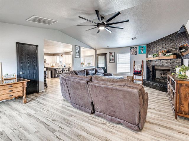 5505 Capricorn, Shawnee, OK 74804