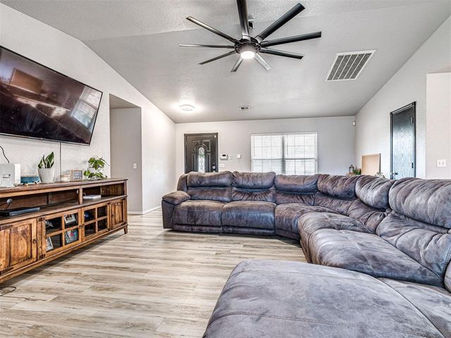 5505 Capricorn, Shawnee, OK 74804