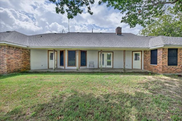 8401 Taylor Ranch Loop, Kaufman, TX 75142