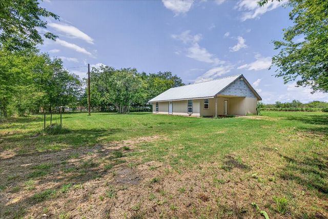 8401 Taylor Ranch Loop, Kaufman, TX 75142