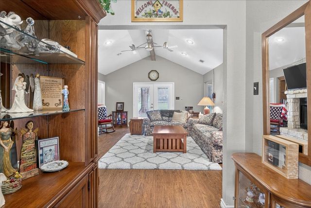 8401 Taylor Ranch Loop, Kaufman, TX 75142