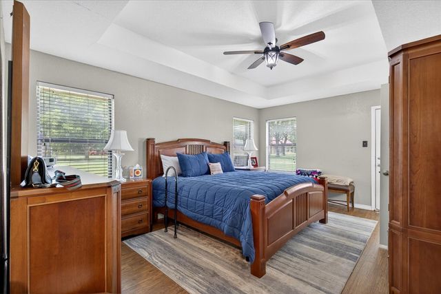 8401 Taylor Ranch Loop, Kaufman, TX 75142