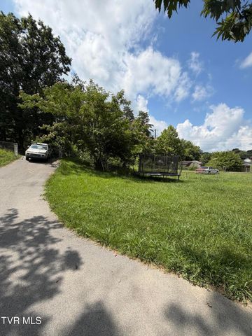 2752 Carrollwood Heights Road, Kingsport, TN 37660