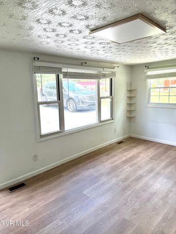 2752 Carrollwood Heights Road, Kingsport, TN 37660