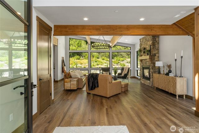 2040 Coal Mine Way, Cle Elum, WA 98922