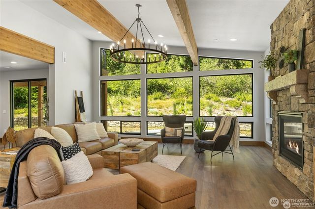 2040 Coal Mine Way, Cle Elum, WA 98922