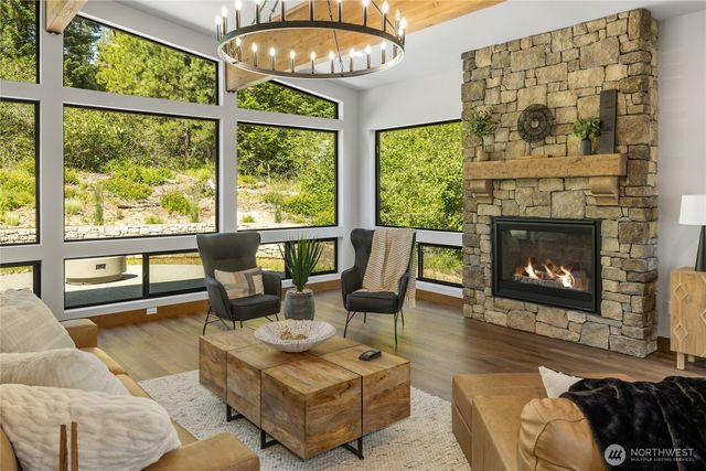 2040 Coal Mine Way, Cle Elum, WA 98922