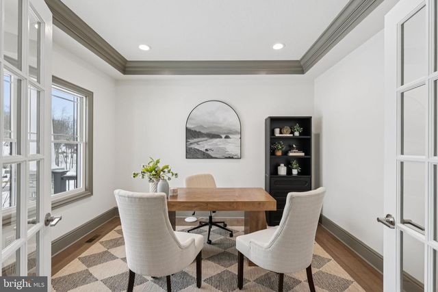 510 NEWCOMEN RD, Exton, PA 19341