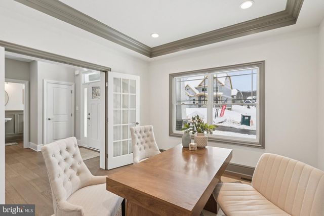 510 NEWCOMEN RD, Exton, PA 19341