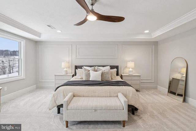 510 NEWCOMEN RD, Exton, PA 19341