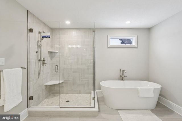 510 NEWCOMEN RD, Exton, PA 19341