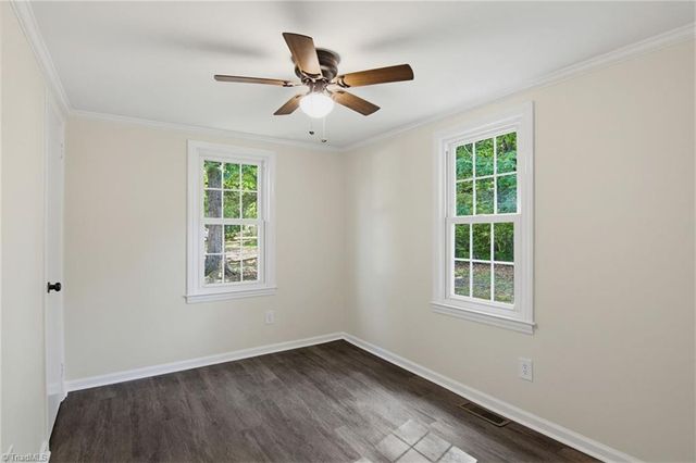 902 Breeze Hill Road, Asheboro, NC 27203