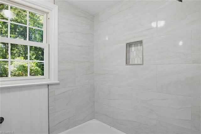 902 Breeze Hill Road, Asheboro, NC 27203