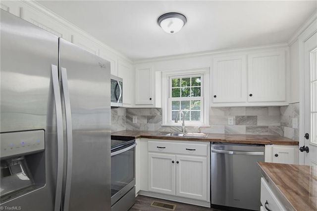 902 Breeze Hill Road, Asheboro, NC 27203