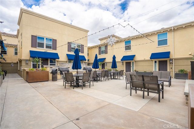 10294 Artesia, Bellflower, CA 90706