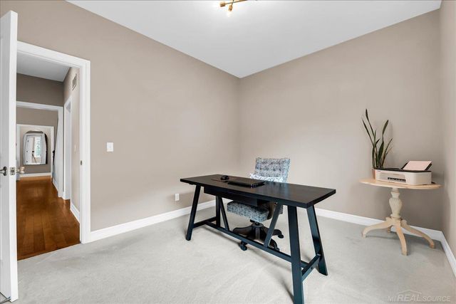 21972 E Majestic Drive, Macomb Twp, MI 48044