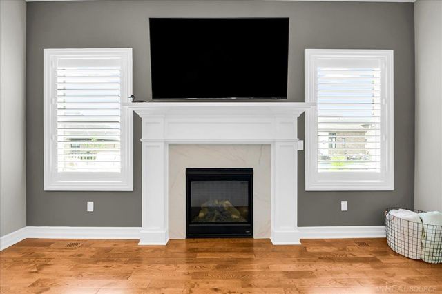 21972 E Majestic Drive, Macomb Twp, MI 48044