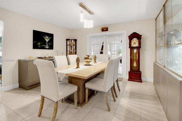 50 SW 130th Ave, Miami, FL 33184