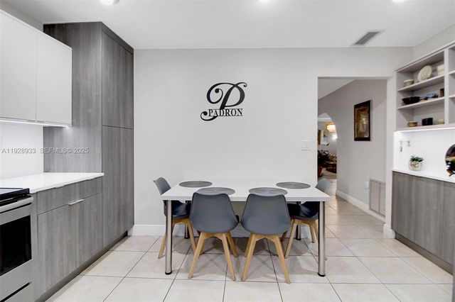 50 SW 130th Ave, Miami, FL 33184