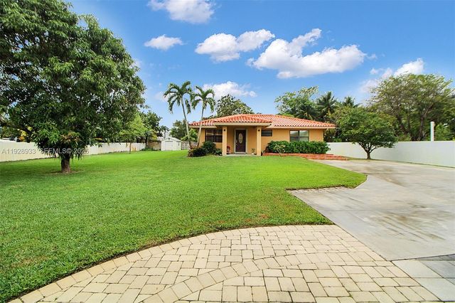 50 SW 130th Ave, Miami, FL 33184
