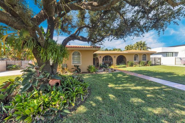 50 SW 130th Ave, Miami, FL 33184