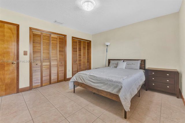 50 SW 130th Ave, Miami, FL 33184