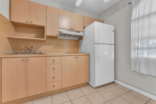 50 SW 130th Ave, Miami, FL 33184