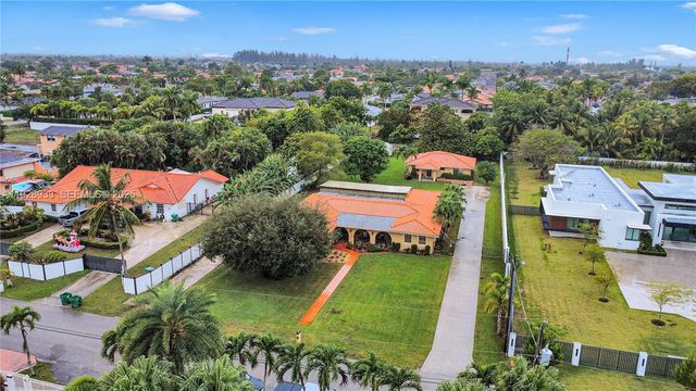 50 SW 130th Ave, Miami, FL 33184