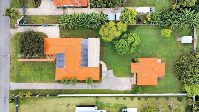 50 SW 130th Ave, Miami, FL 33184