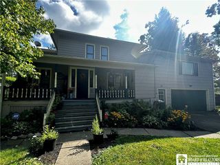 33 West Summit Street, Busti, NY 14750