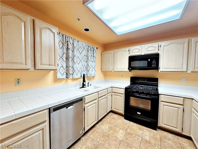 2851 South Valley View Boulevard 1071, Las Vegas, NV 89102