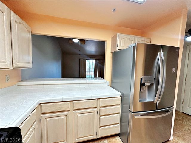 2851 South Valley View Boulevard 1071, Las Vegas, NV 89102