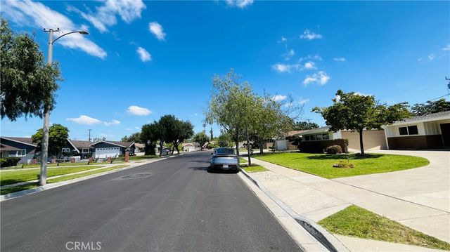 1922 S Kathy Ln, Anaheim, CA 92802