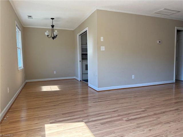 1707 N Main Street C3, Mount Airy, NC 27030