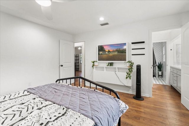 514 NW 102ND TERRACE, Gainesville, FL 32607