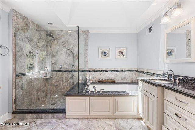 16 Sherwood Court, Holmdel, NJ 07733