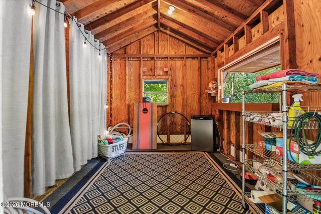 16 Sherwood Court, Holmdel, NJ 07733