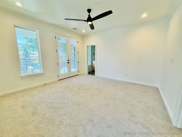 913 E 37th Street S, Tulsa, OK 74105