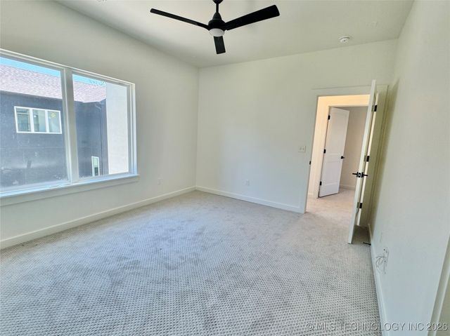 913 E 37th Street S, Tulsa, OK 74105