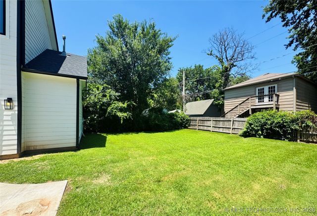 913 E 37th Street S, Tulsa, OK 74105