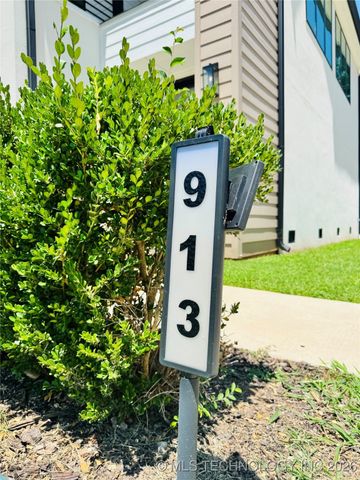 913 E 37th Street S, Tulsa, OK 74105