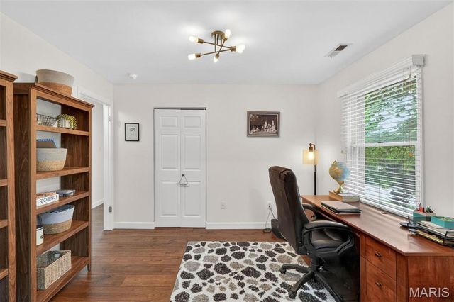 1137 Claytonbrook Court, Ballwin, MO 63011